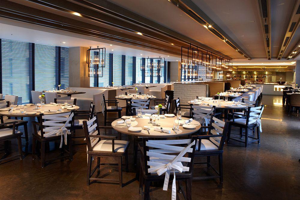 Отель Humble House Taipei, Curio Collection By Hilton Экстерьер фото Interior of the restaurant