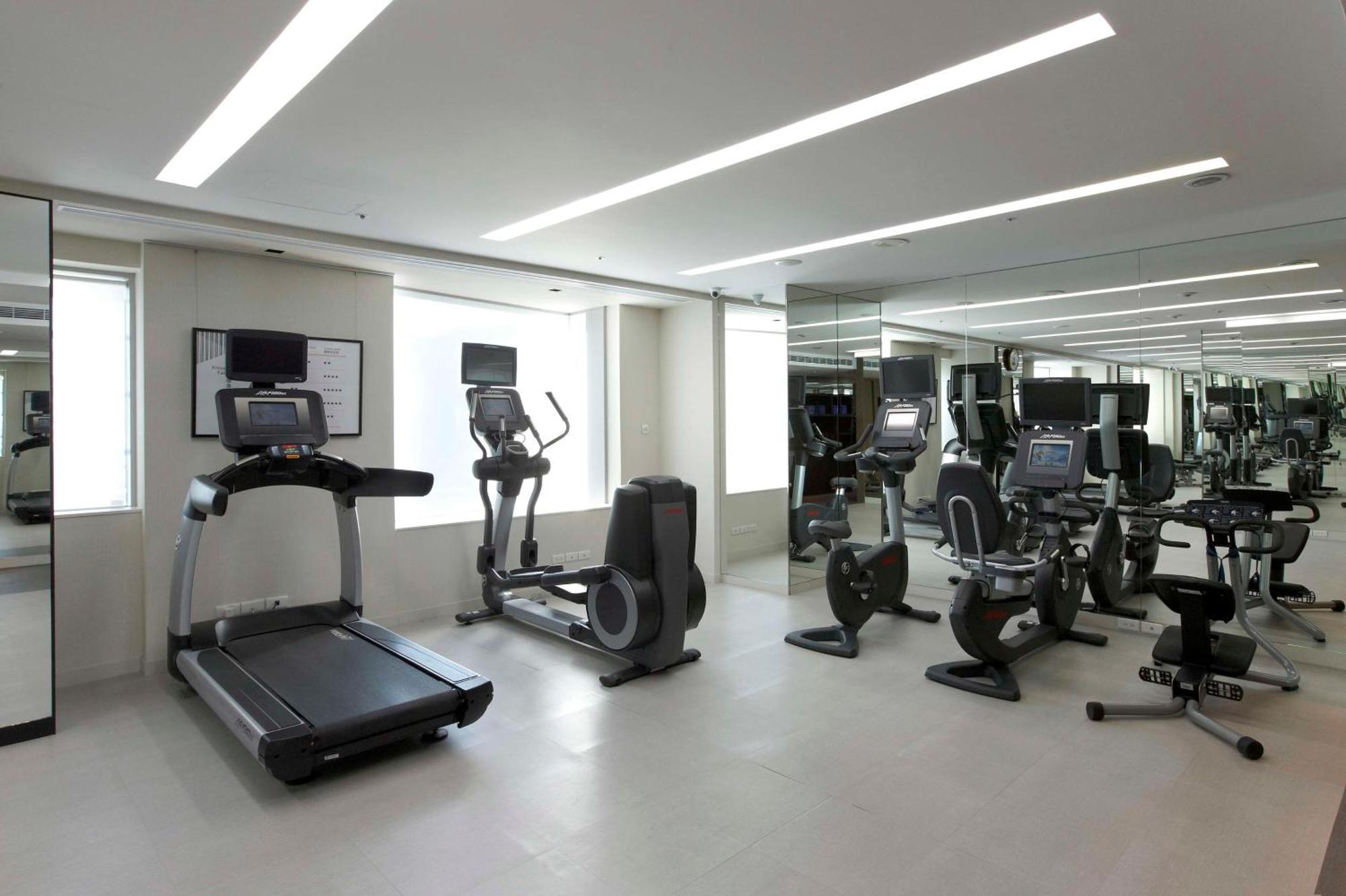 Отель Humble House Taipei, Curio Collection By Hilton Экстерьер фото The gym at the hotel