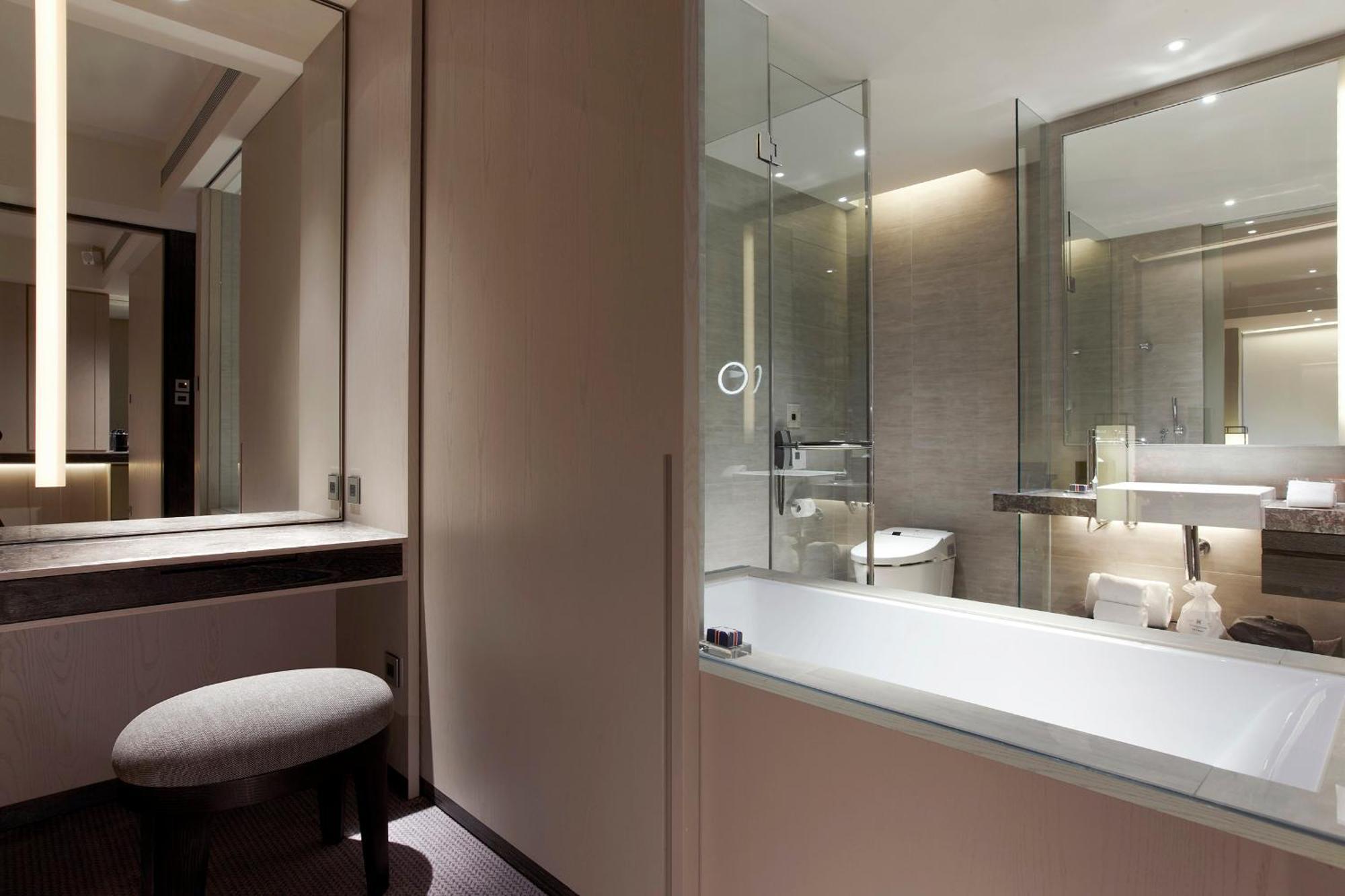 Отель Humble House Taipei, Curio Collection By Hilton Экстерьер фото Bathroom