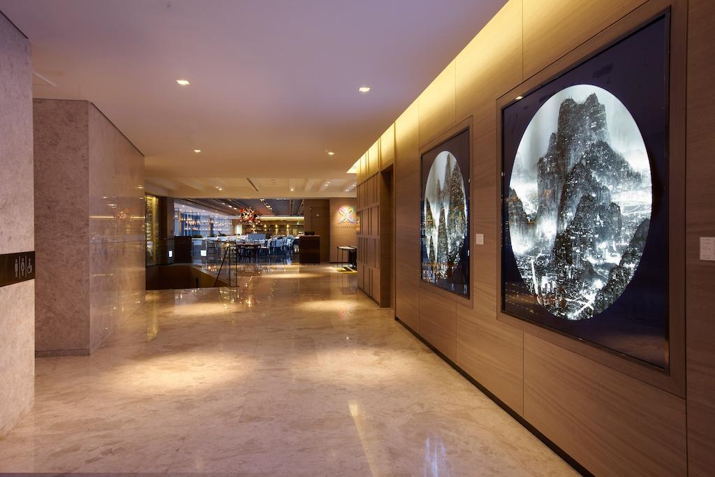 Отель Humble House Taipei, Curio Collection By Hilton Экстерьер фото The lobby of the hotel