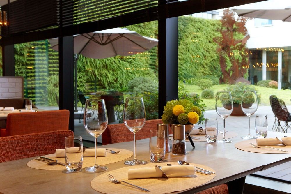 Отель Humble House Taipei, Curio Collection By Hilton Экстерьер фото Restaurant "1708"