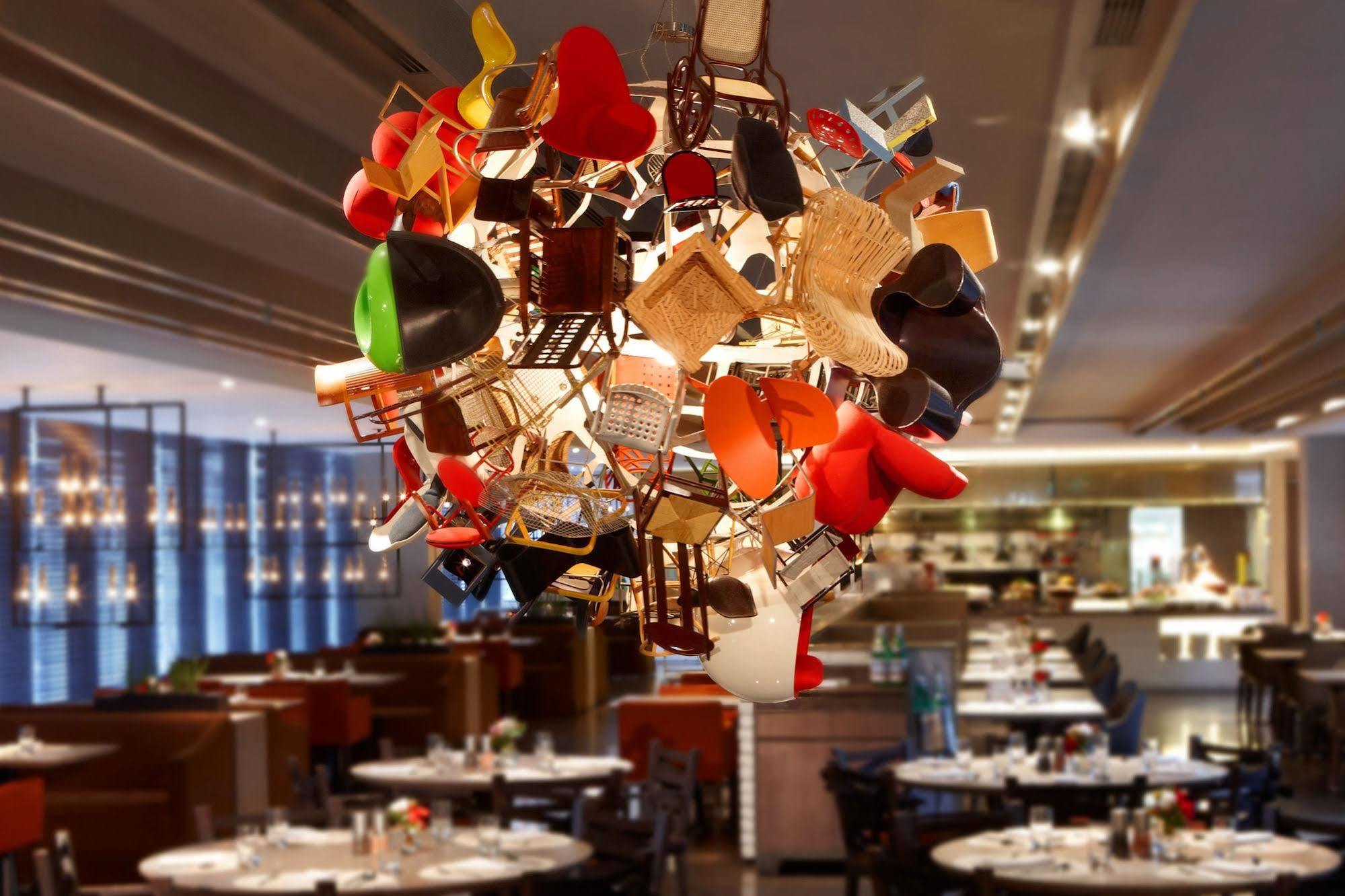 Отель Humble House Taipei, Curio Collection By Hilton Экстерьер фото The restaurant's interior